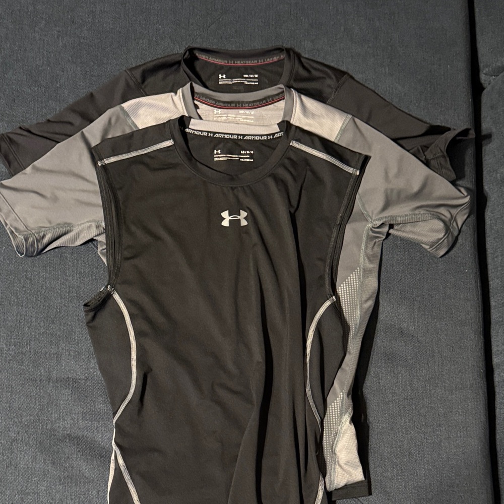Under Armour Men’s Compression Performance Shirts… - image 3